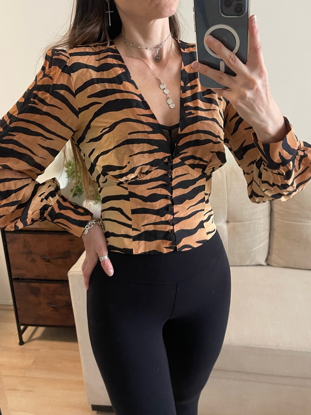 Réalisation Par The Kaia Tiger Print Silk Blouse S